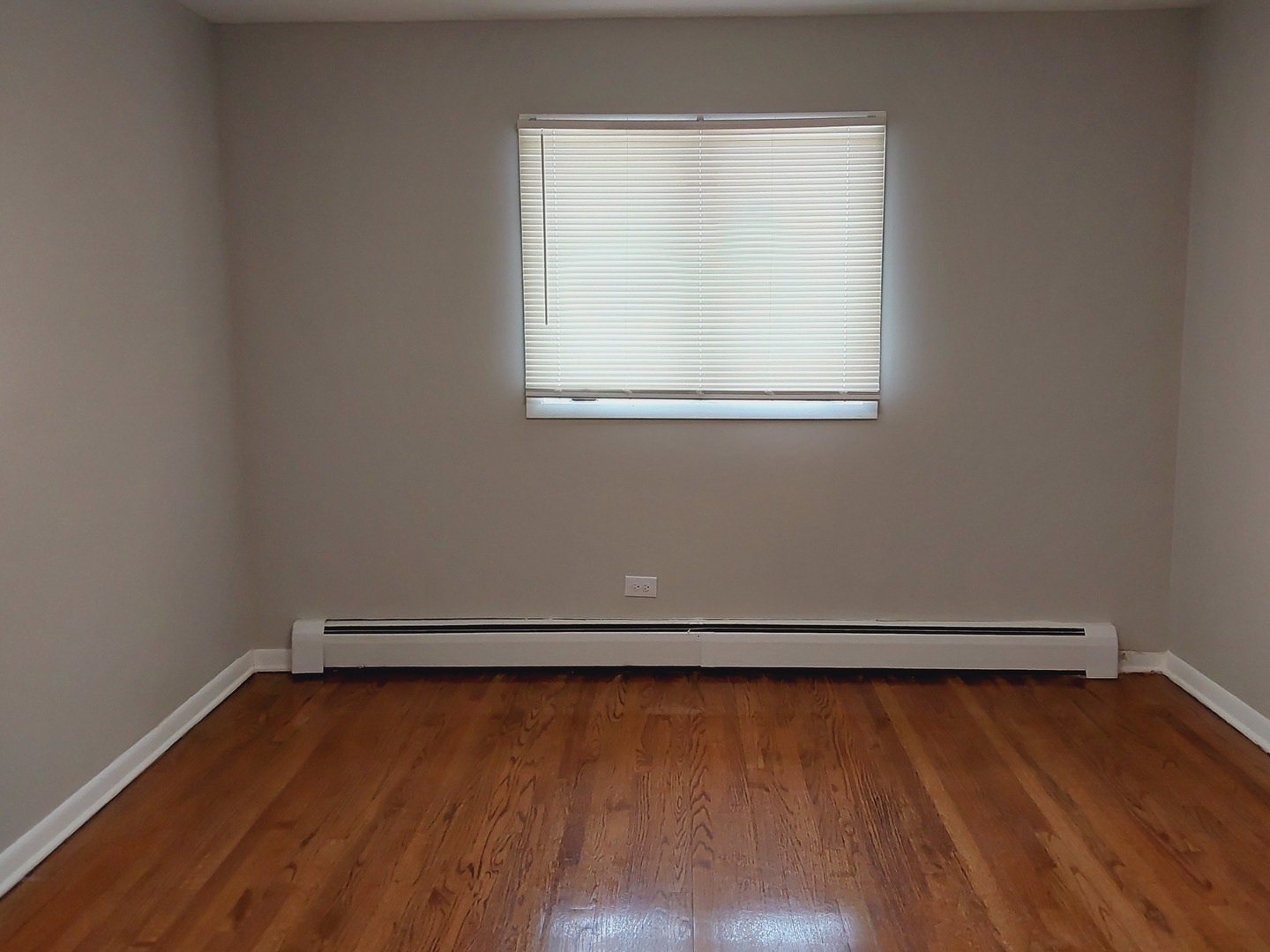 9536 S Kenneth Avenue, Oak Lawn, IL 60453