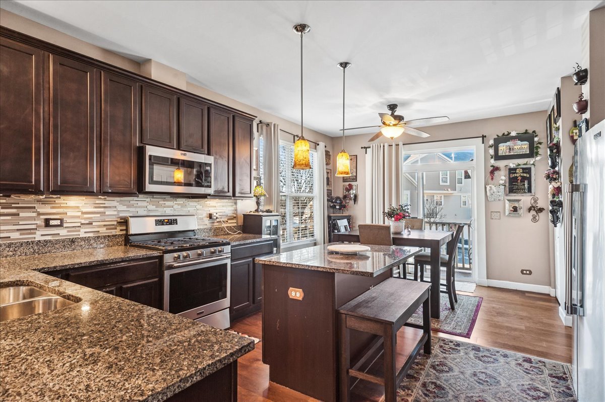 6540 Lilac Boulevard, Hanover Park, IL 60133