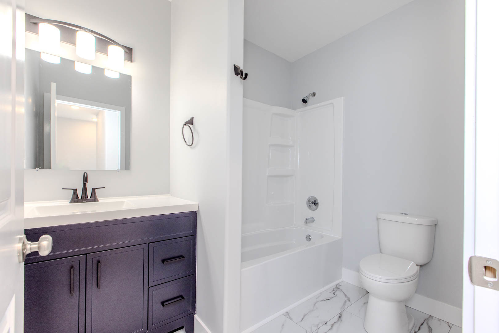 305 Chestnut Street, Hudson, IL 61748