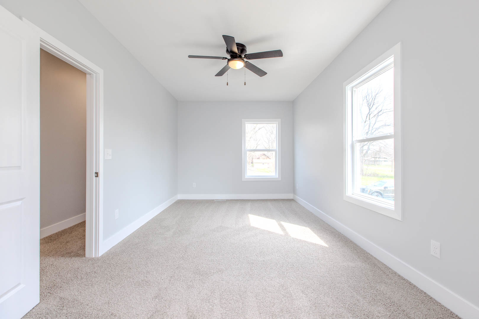 305 Chestnut Street, Hudson, IL 61748