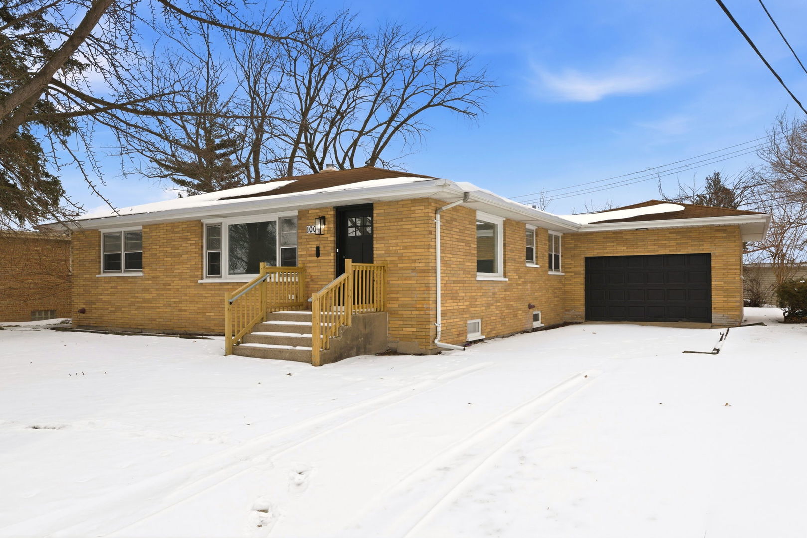 1006 E 163rd Street, South Holland, IL 60473