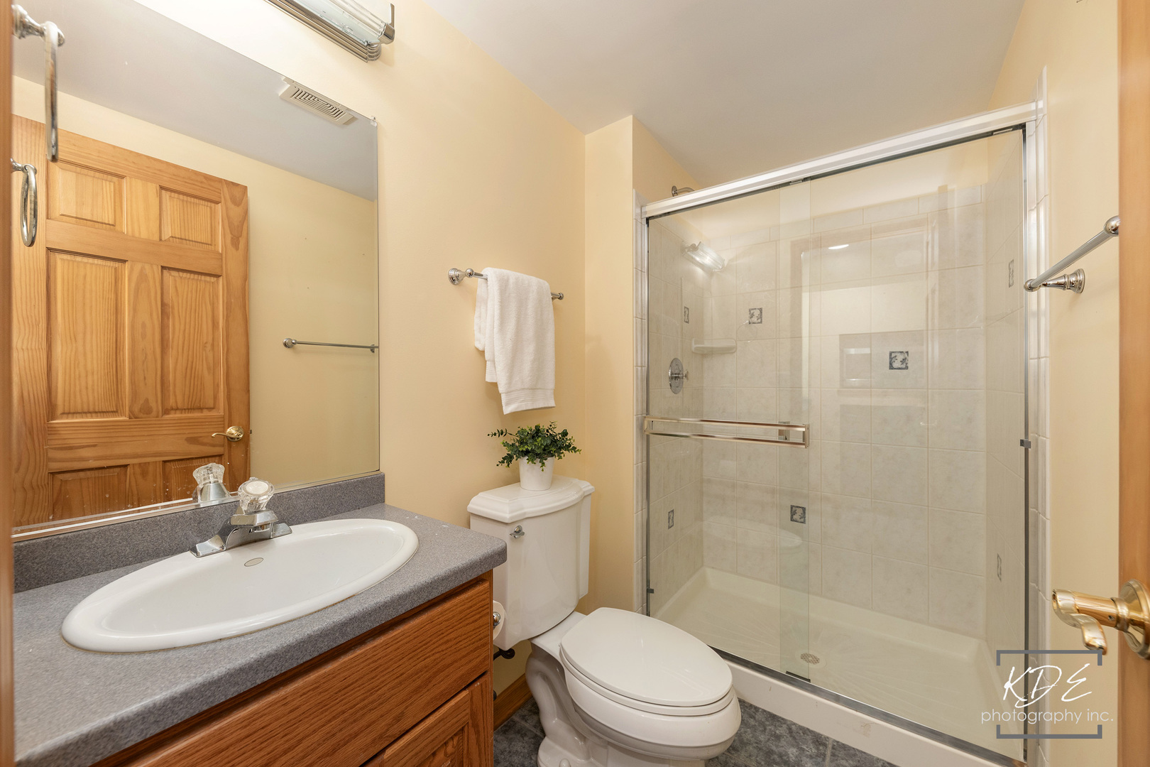 1512 Harbour Towne Place, Naperville, IL 60564