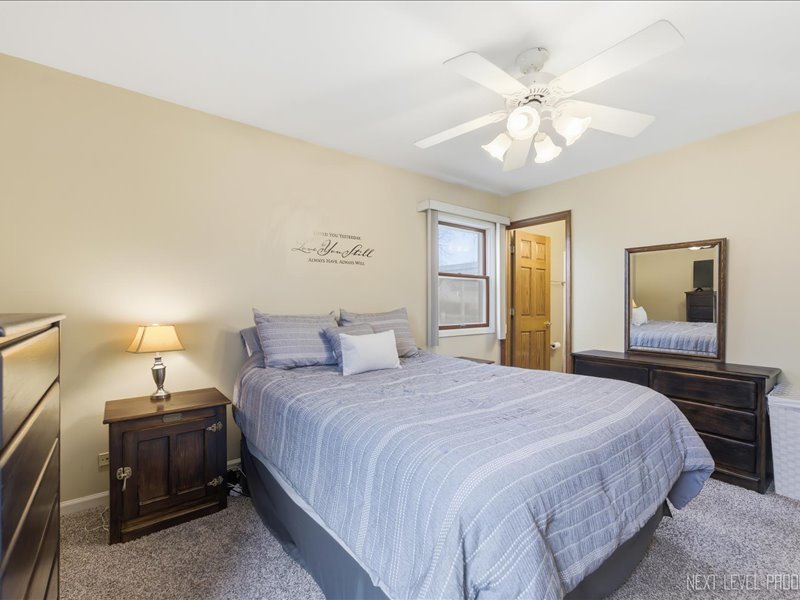 1503 Amherst Drive, Schaumburg, IL 60194