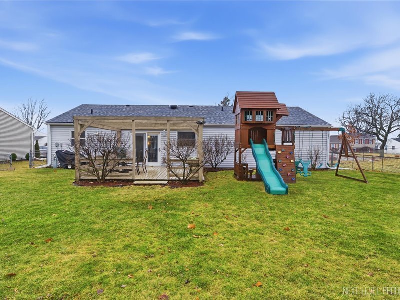 1503 Amherst Drive, Schaumburg, IL 60194