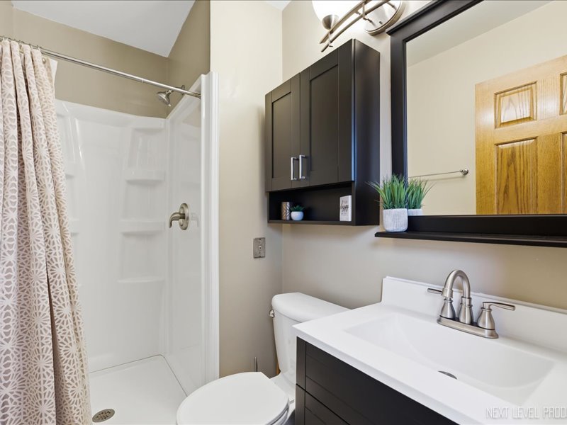 1503 Amherst Drive, Schaumburg, IL 60194