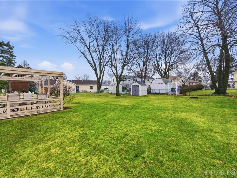 1503 Amherst Drive, Schaumburg, IL 60194