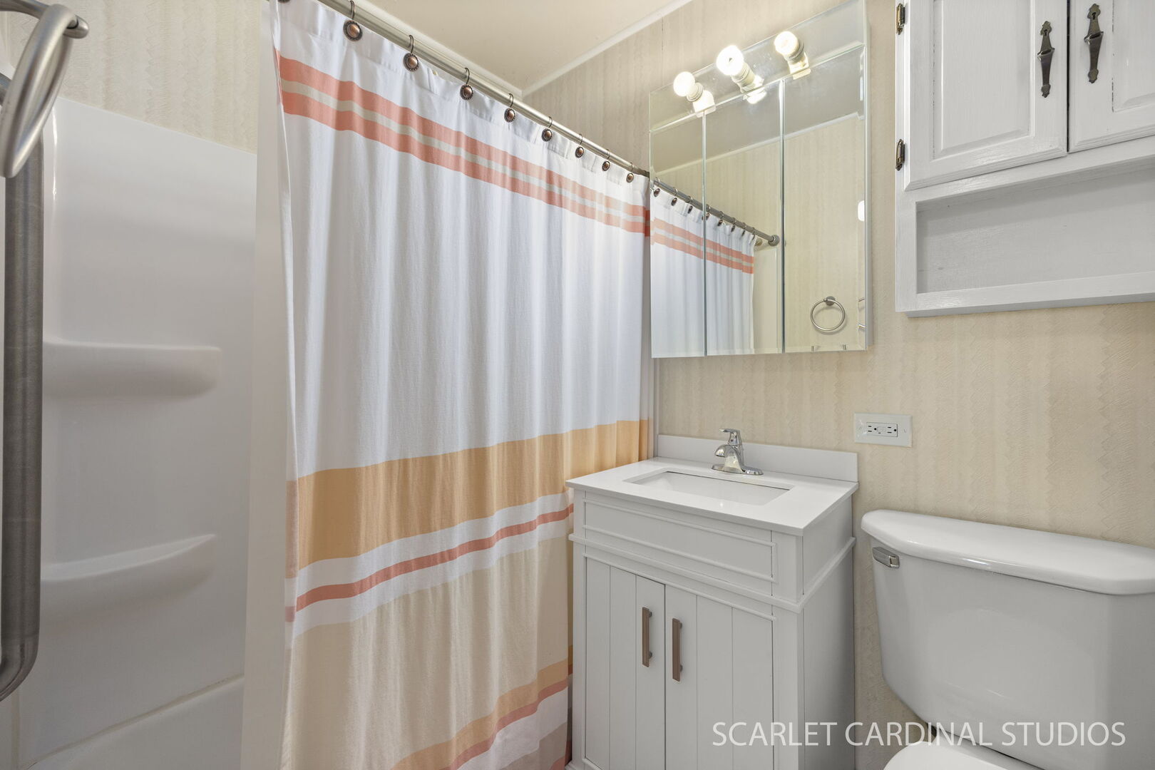 156 E Fullerton Avenue, Glendale Heights, IL 60139