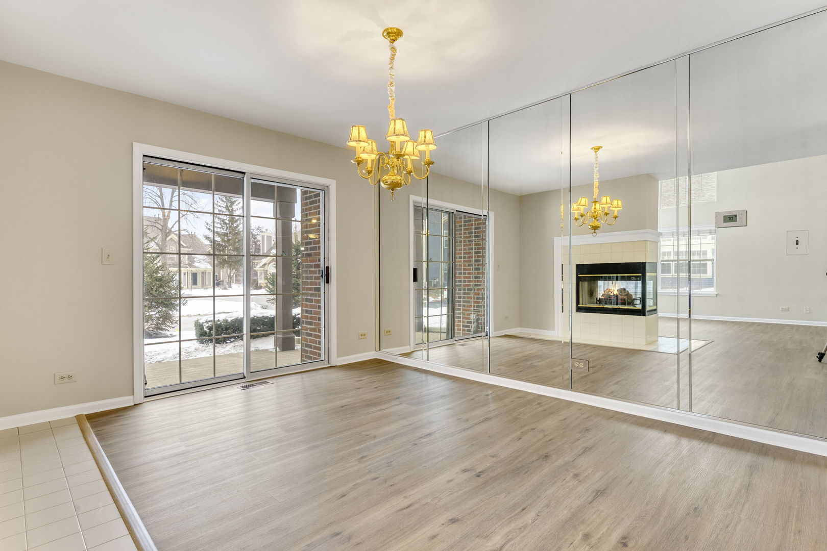 741 Old Creek Court, Elk Grove Village, IL 60007