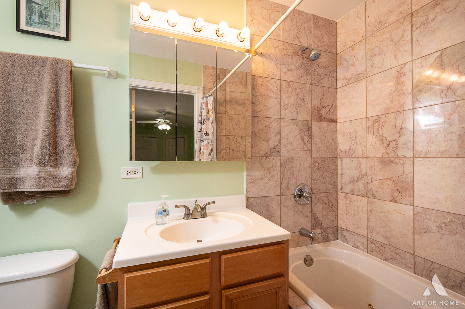 7319 W 58th Place, Summit, IL 60501