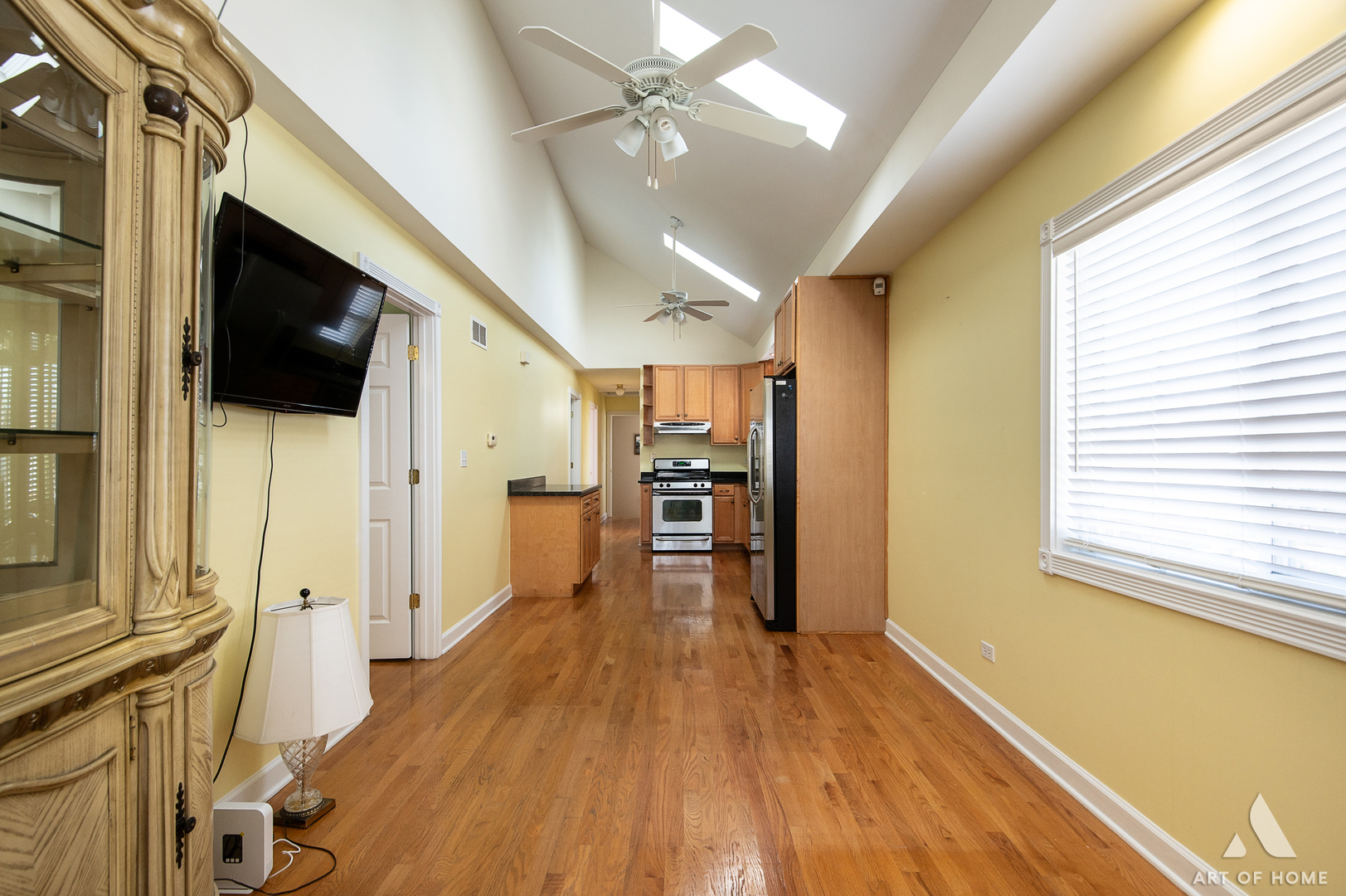 7319 W 58th Place, Summit, IL 60501