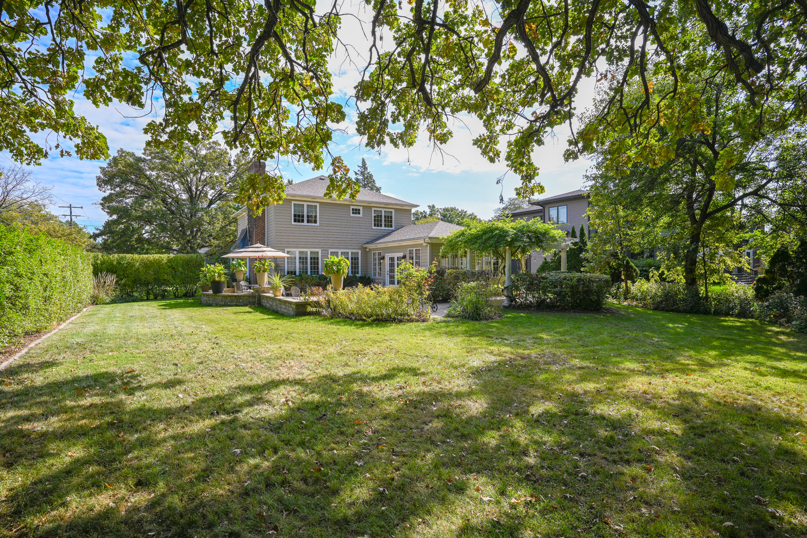 476 Longfellow Avenue, Glen Ellyn, IL 60137