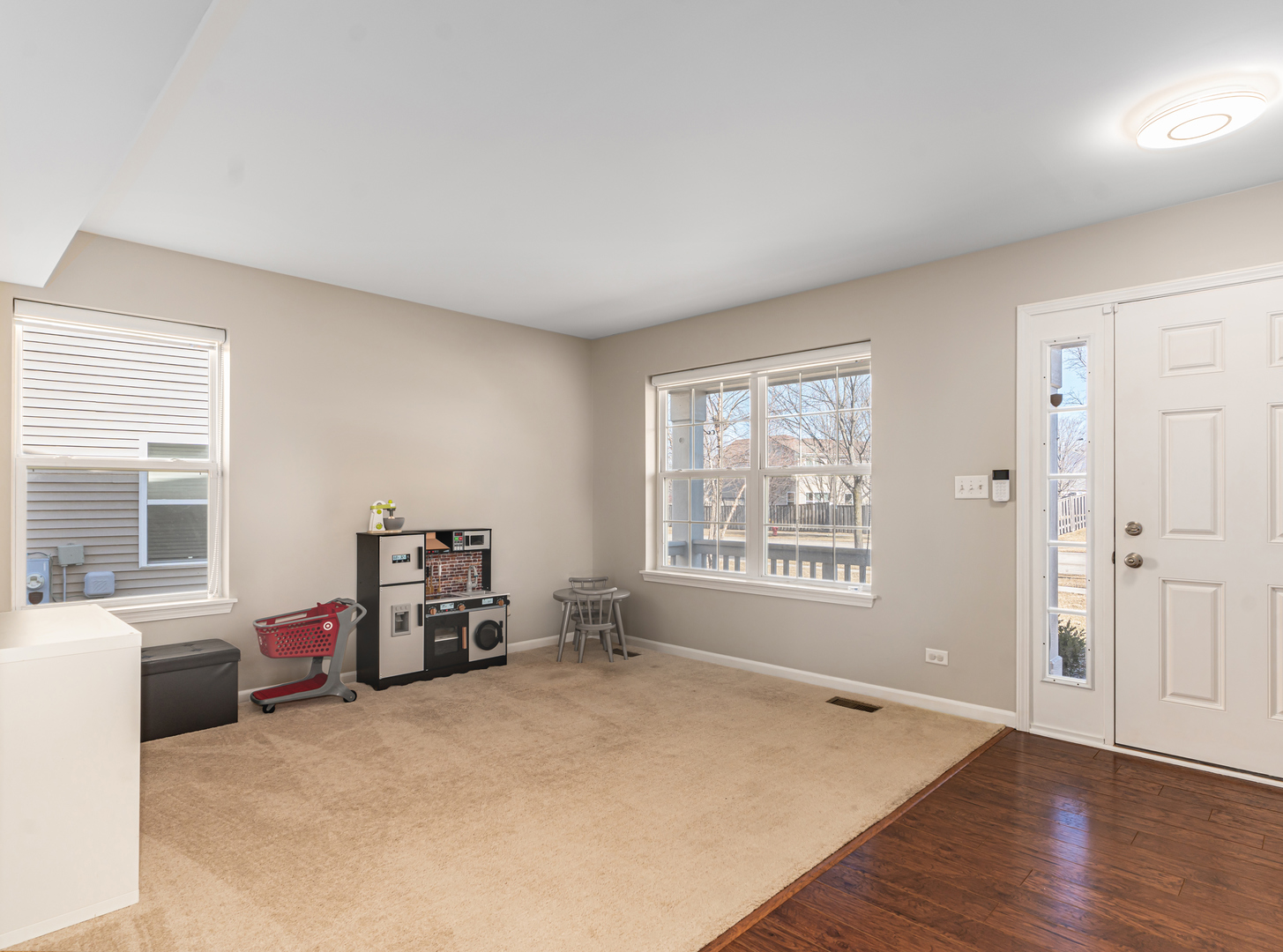 674 Boathouse Road, Pingree Grove, IL 60140