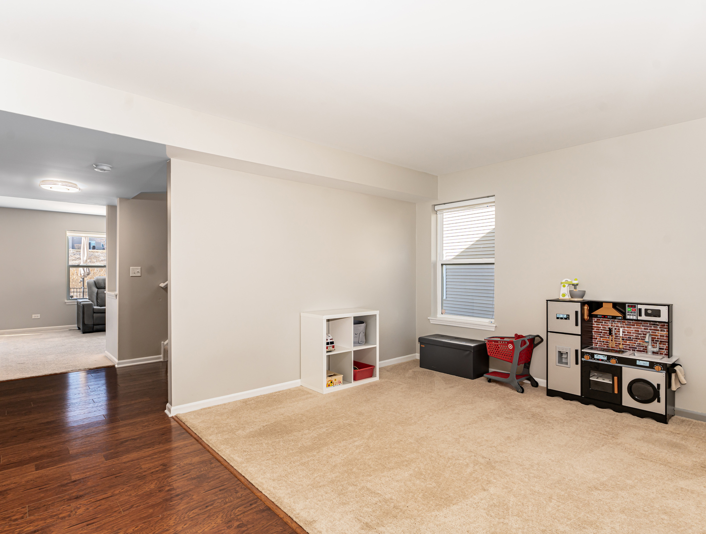 674 Boathouse Road, Pingree Grove, IL 60140