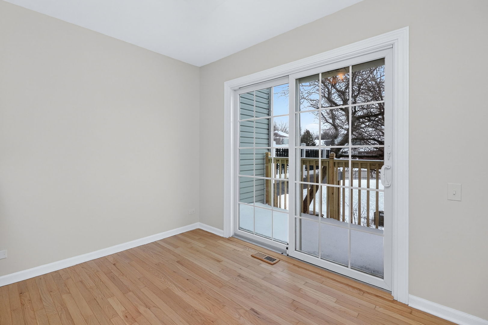 1723 Napoleon Drive, Naperville, IL 60565