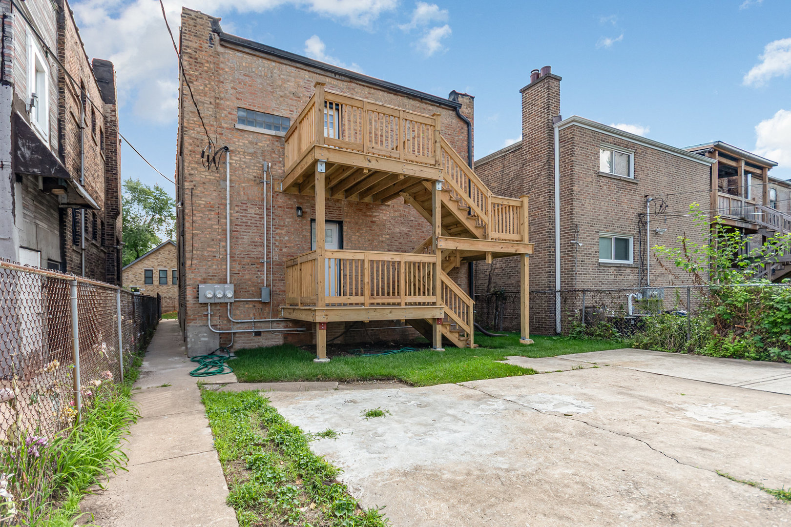 6336 S EBERHART Avenue, Chicago, IL 60637