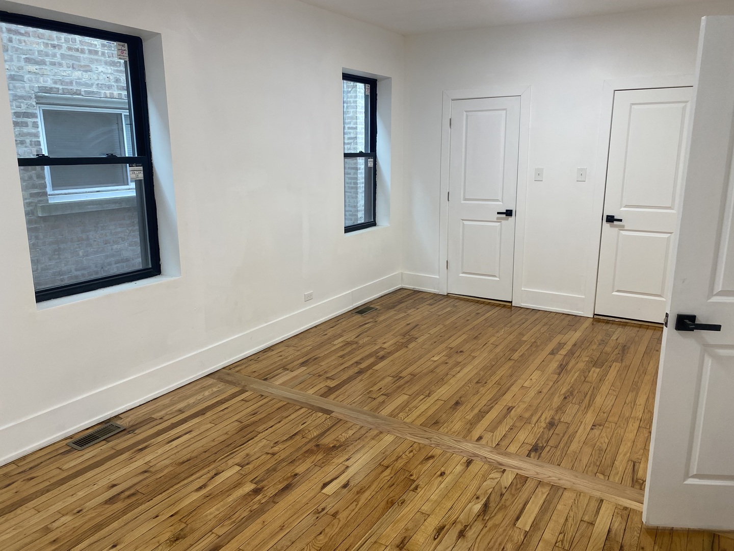 6336 S EBERHART Avenue, Chicago, IL 60637