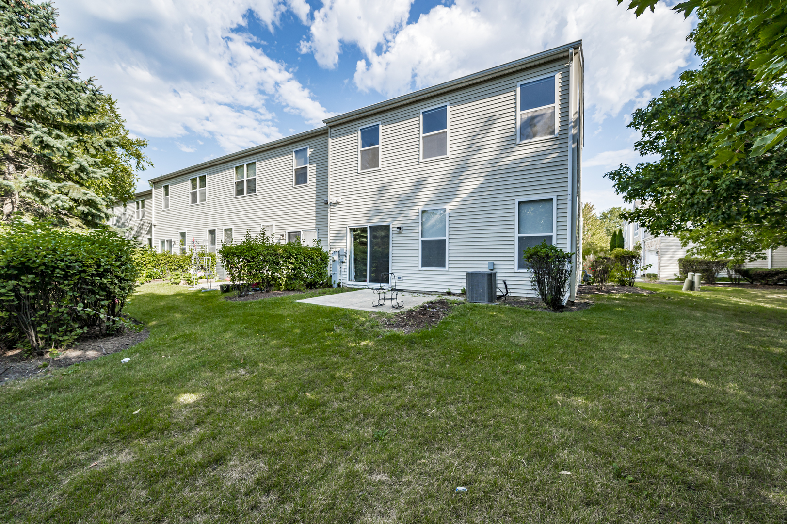 3933 Granite Court #3933, Aurora, IL 60504