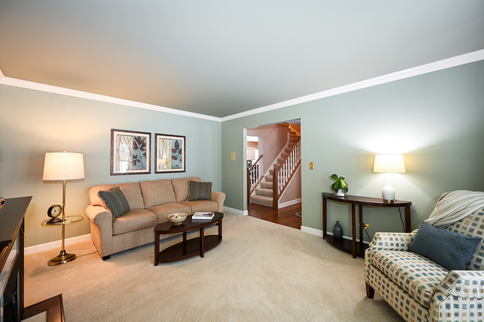 880 Hampton Drive, Carol Stream, IL 60188