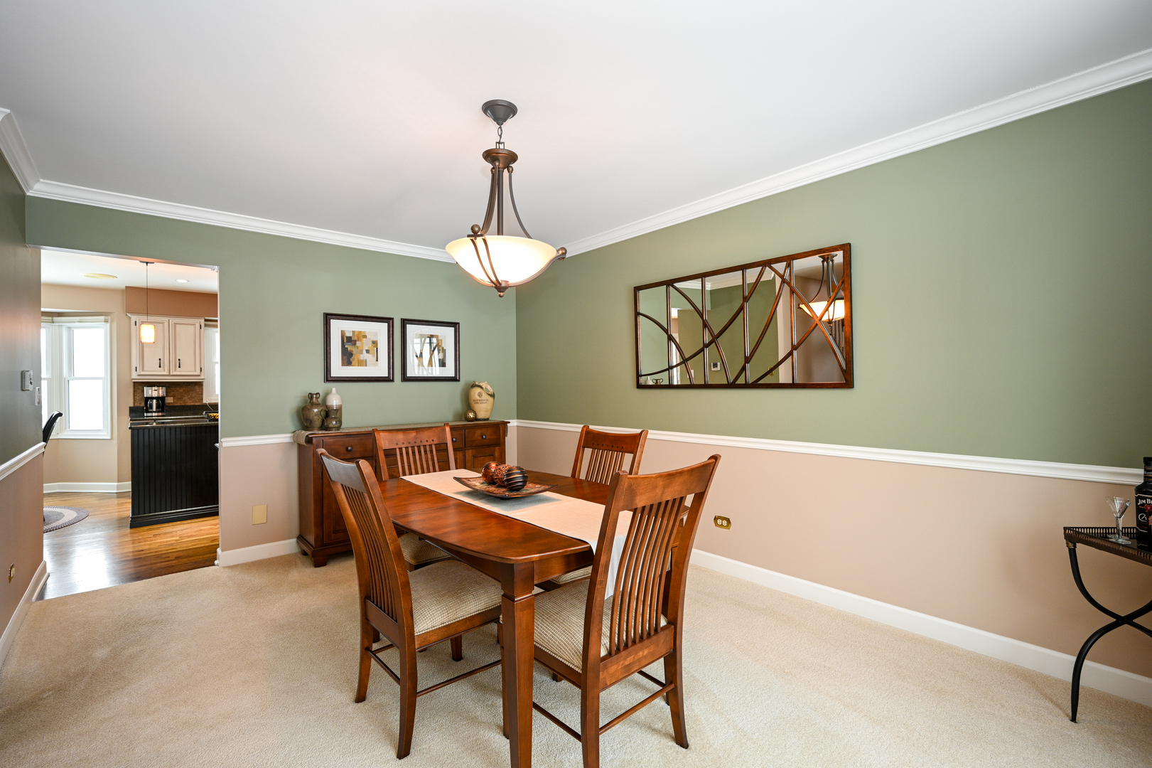 880 Hampton Drive, Carol Stream, IL 60188