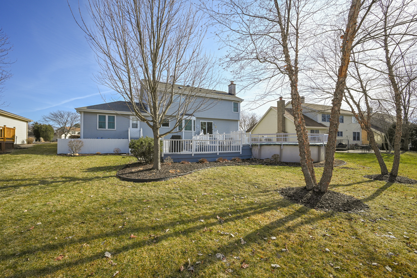 880 Hampton Drive, Carol Stream, IL 60188