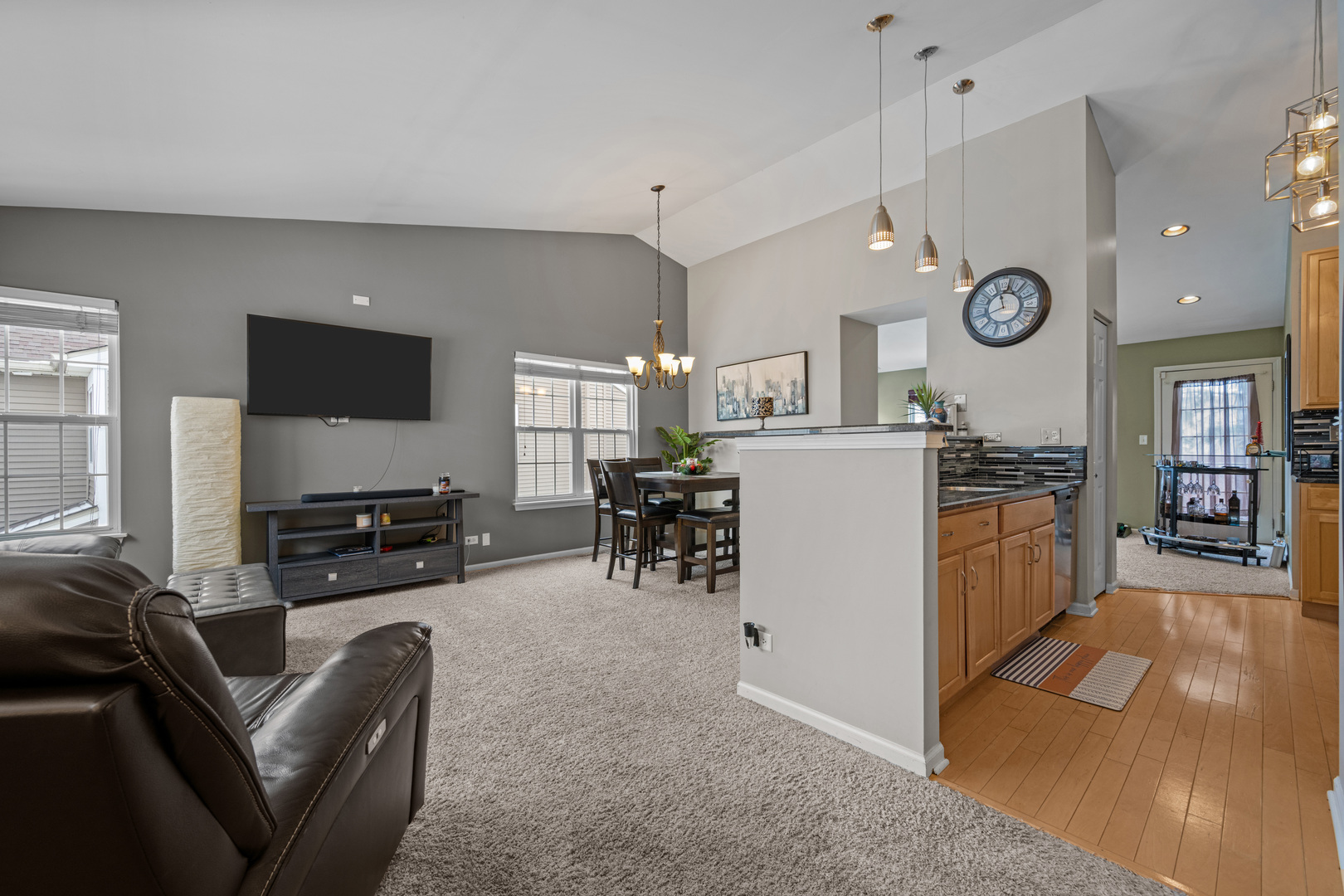 2448 Oneida Lane, Naperville, IL 60563