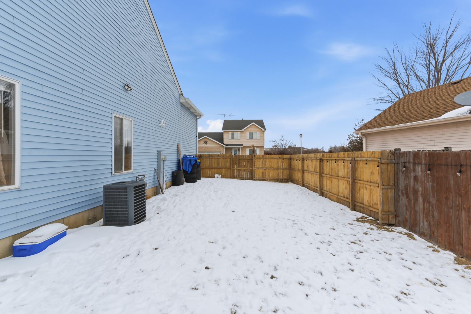 3805 Parkway Lane, Zion, IL 60099