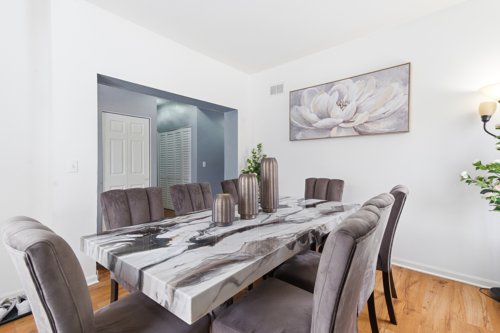 3805 Parkway Lane, Zion, IL 60099