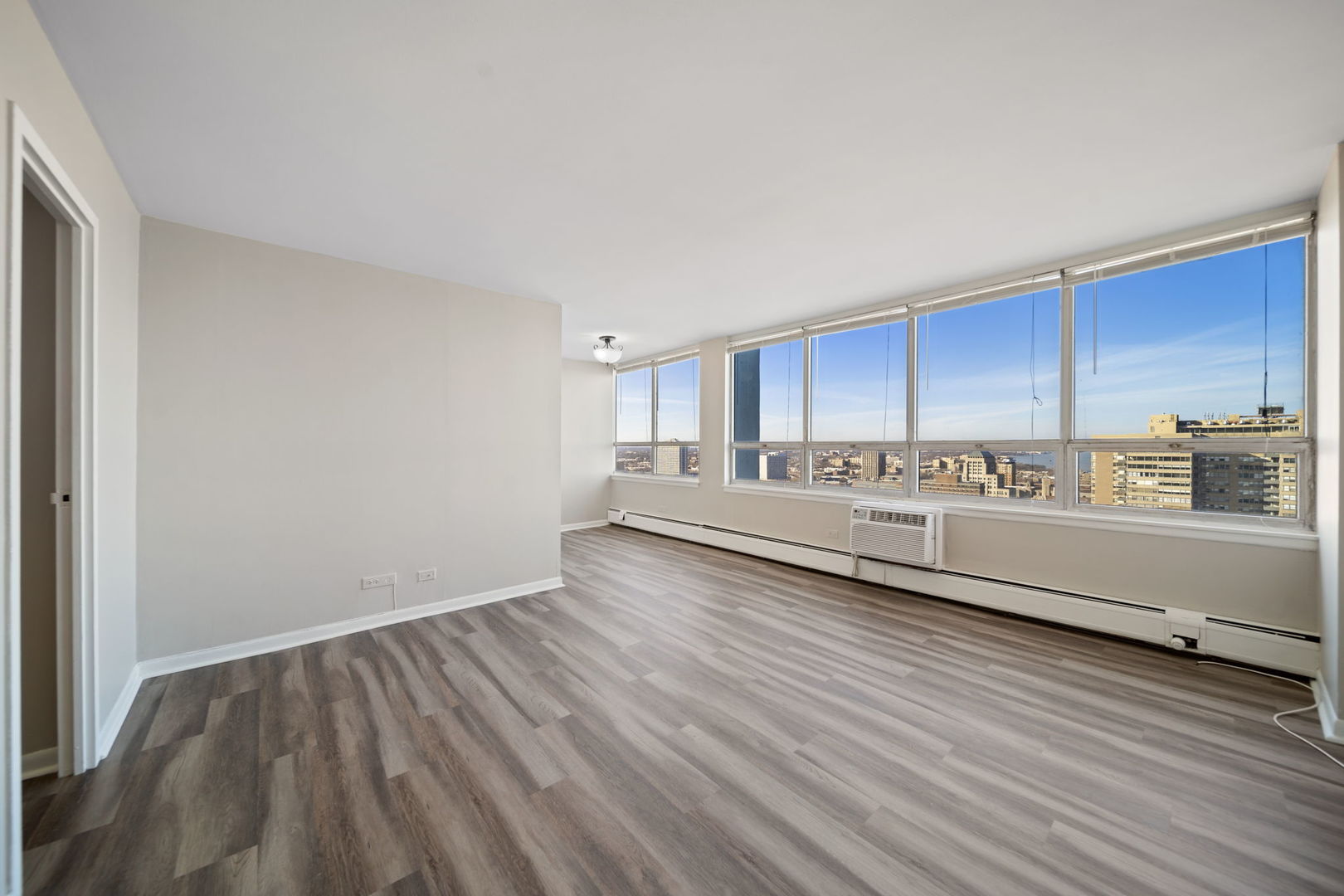 6171 N Sheridan Road #2407, Chicago, IL 60660