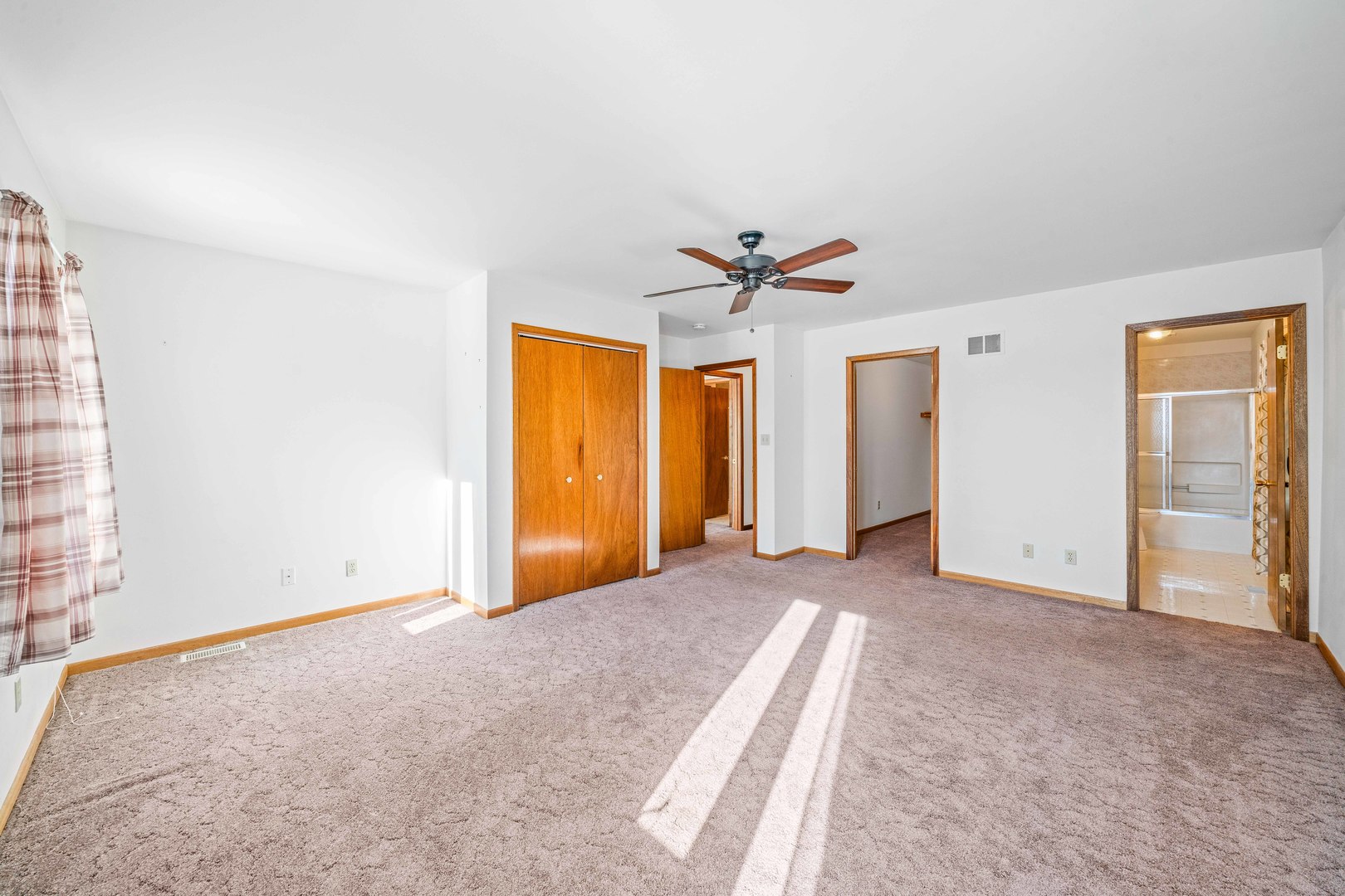 421 E Church Street, Sandwich, IL 60548