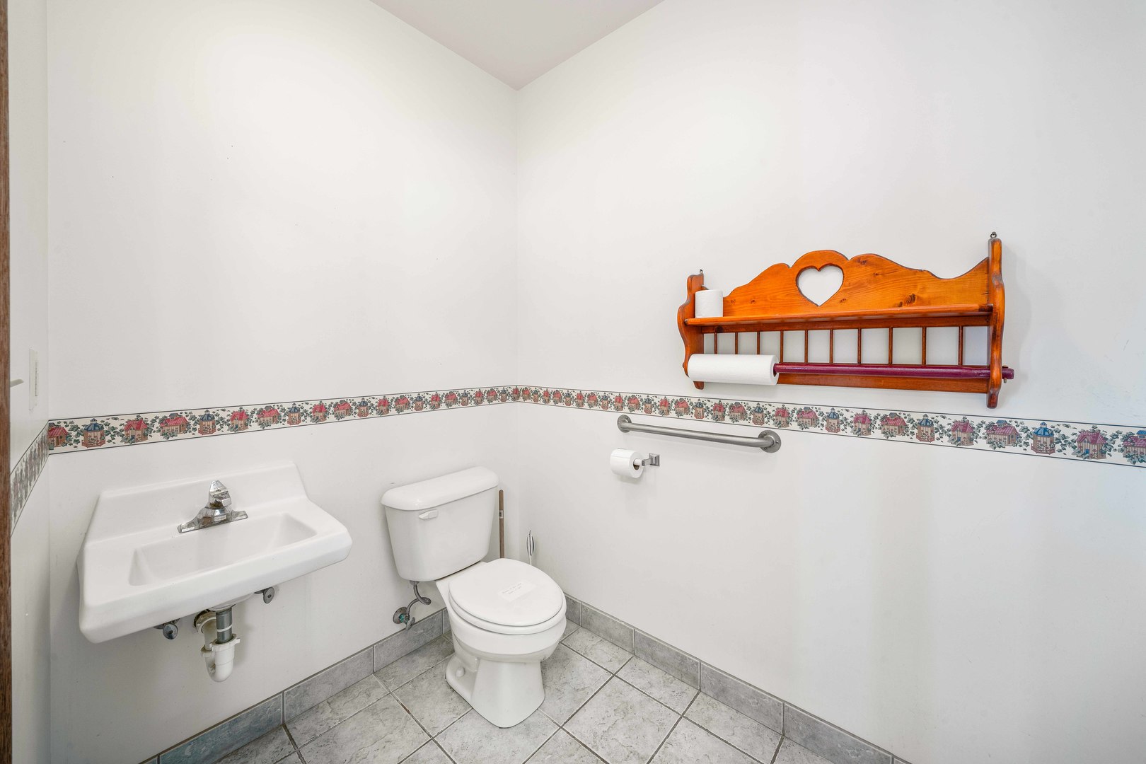 421 E Church Street, Sandwich, IL 60548