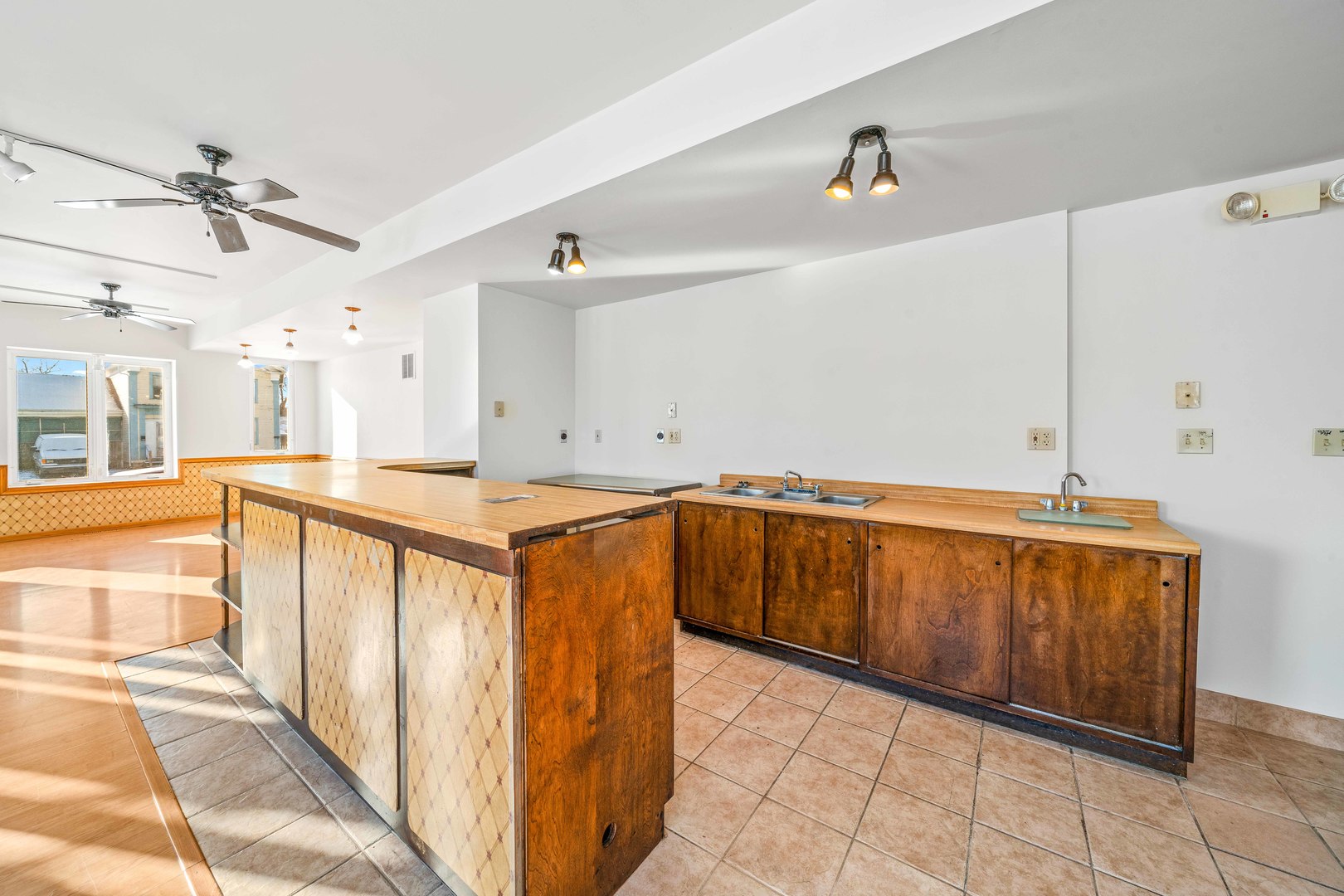 421 E Church Street, Sandwich, IL 60548