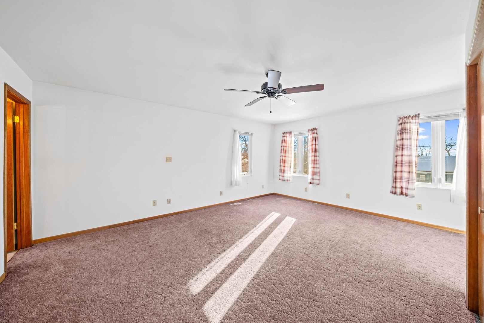 421 E Church Street, Sandwich, IL 60548