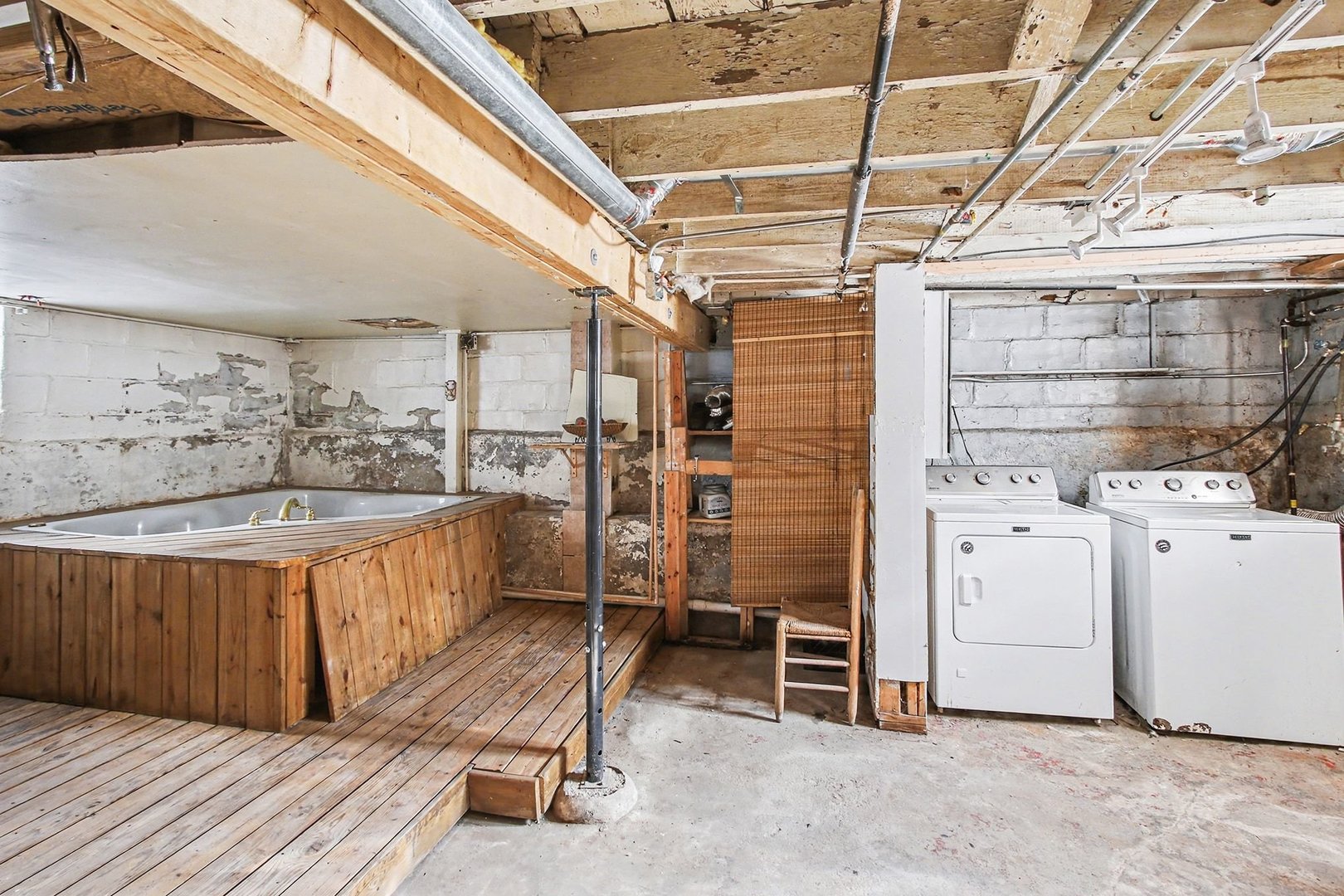 15524 Ashland Avenue, Harvey, IL 60426