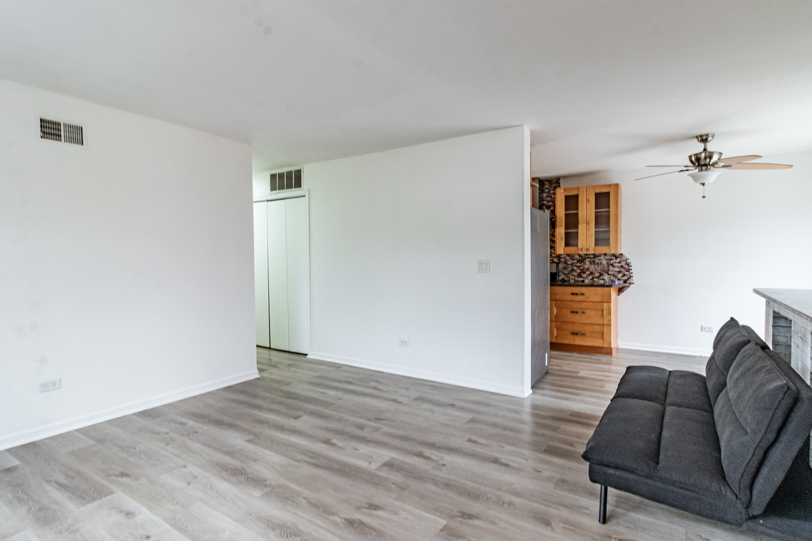 1324 Alpine Court #1324, Wheeling, IL 60090