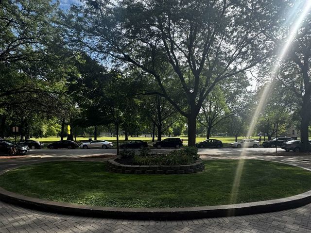 4960 N MARINE Drive #610, Chicago, IL 60640