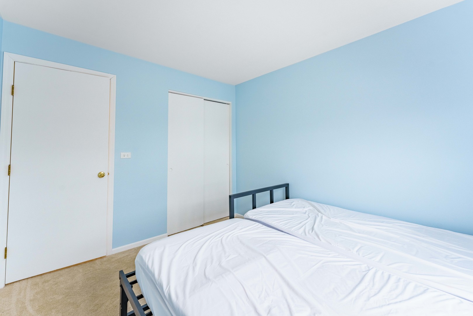 741 W Streamwood Boulevard #A, Streamwood, IL 60107