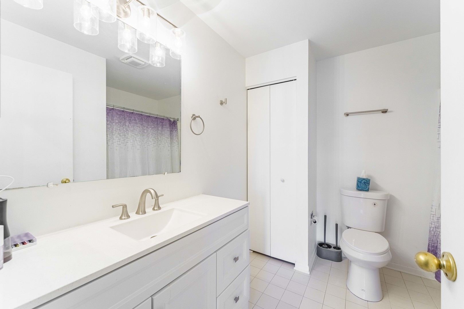 741 W Streamwood Boulevard #A, Streamwood, IL 60107