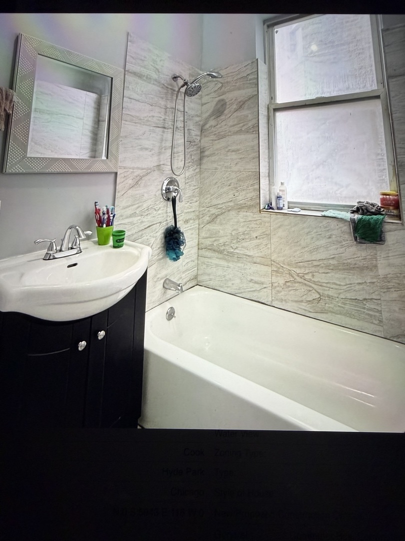 5943 S Indiana Avenue #3, Chicago, IL 60637