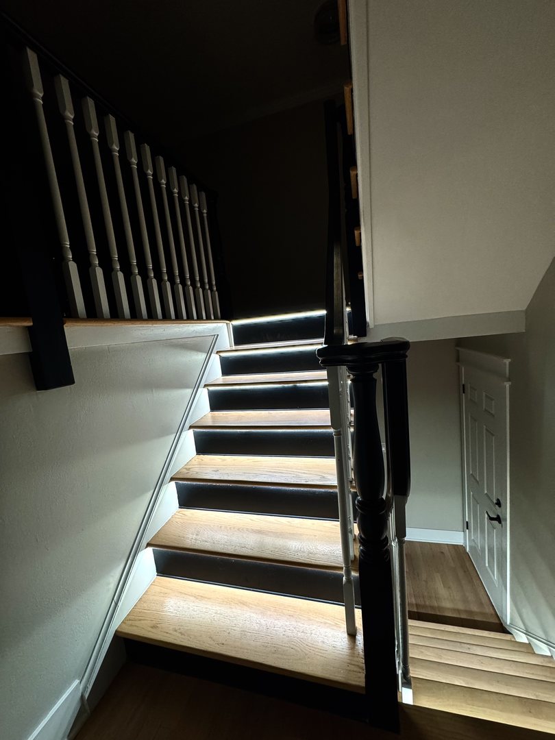 Willowbrook, IL 60527