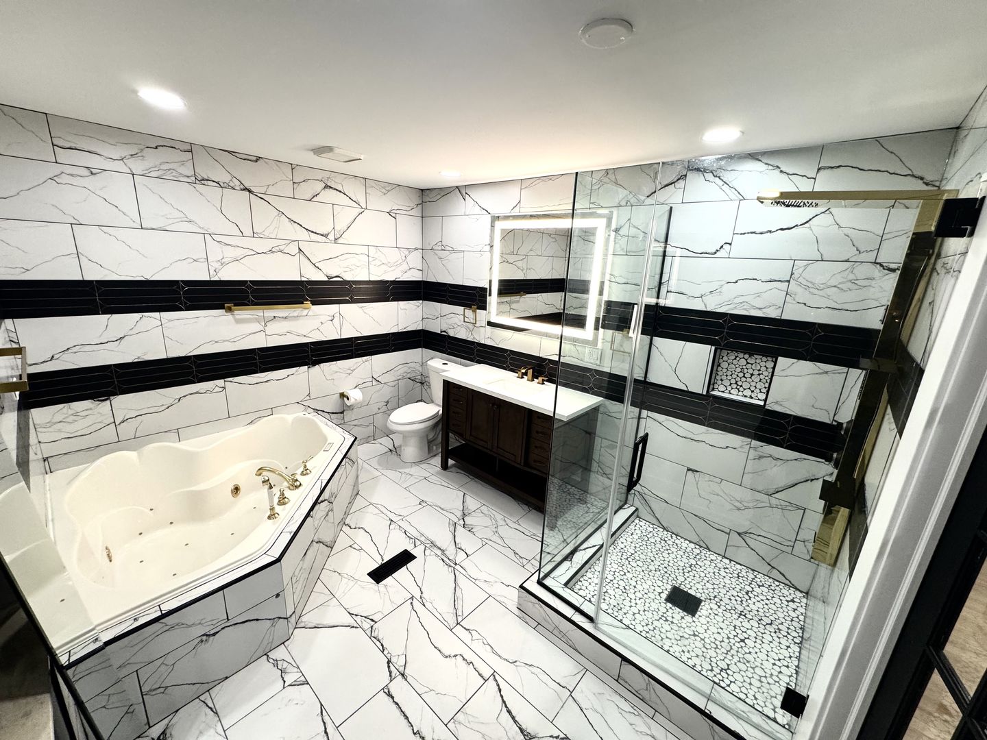 Willowbrook, IL 60527