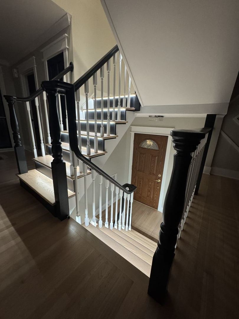 Willowbrook, IL 60527