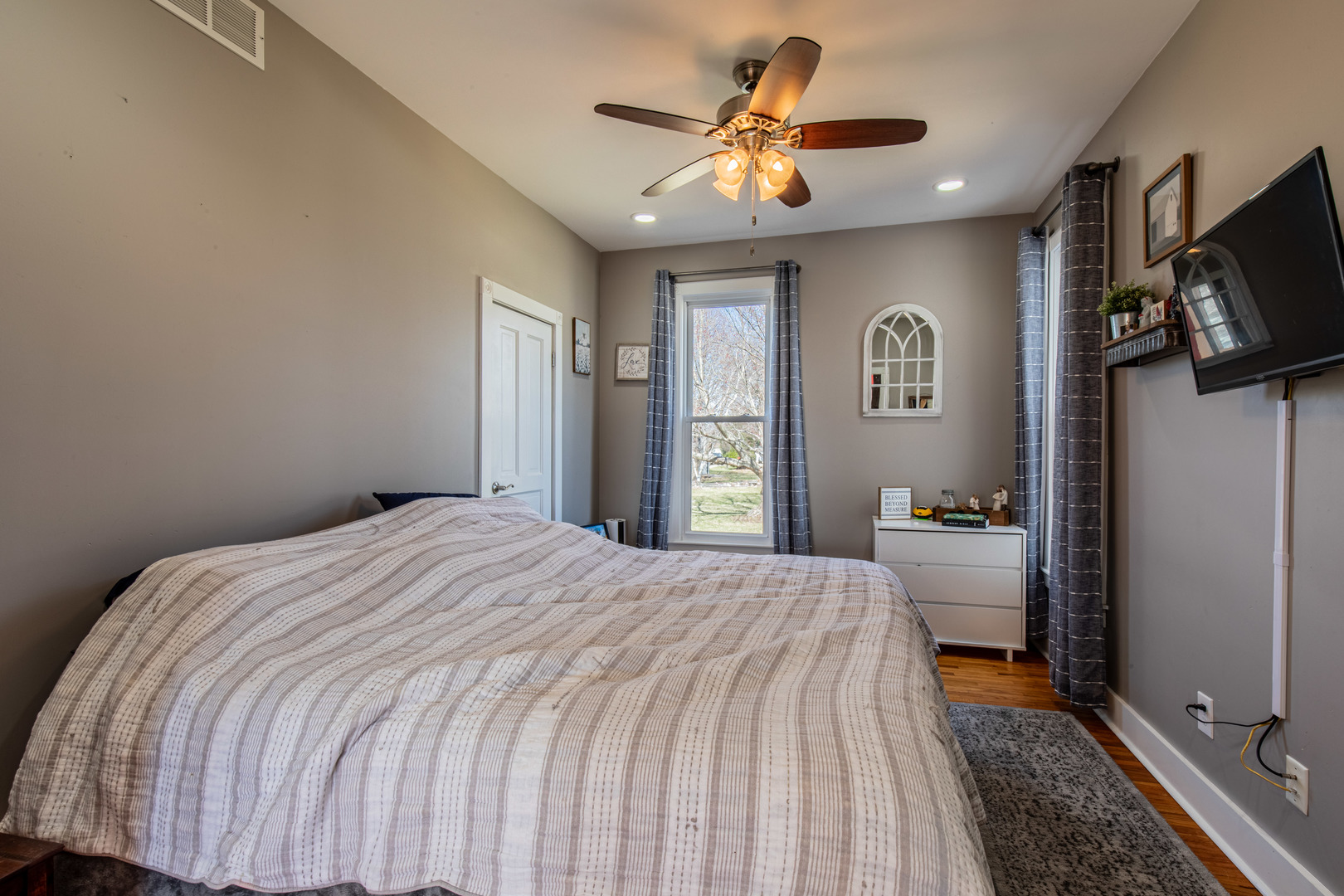 206 N Linn Street, Princeton, IL 61356