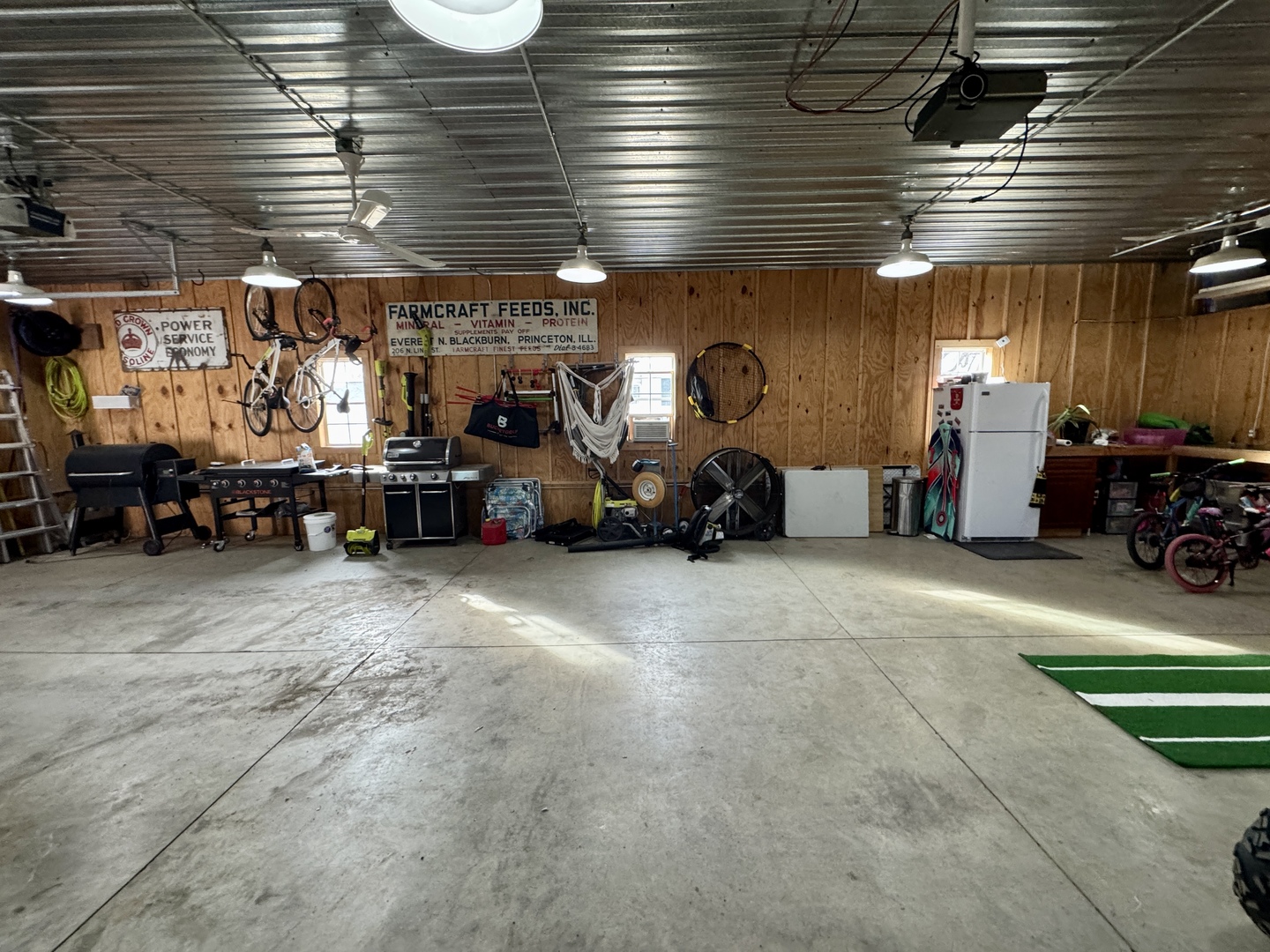 206 N Linn Street, Princeton, IL 61356