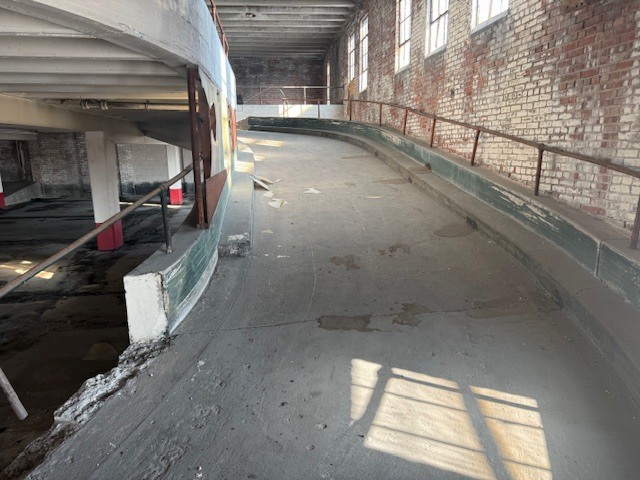 303 S Main Street, Bloomington, IL 61701