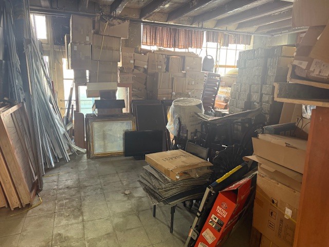 303 S Main Street, Bloomington, IL 61701