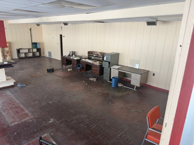 303 S Main Street, Bloomington, IL 61701