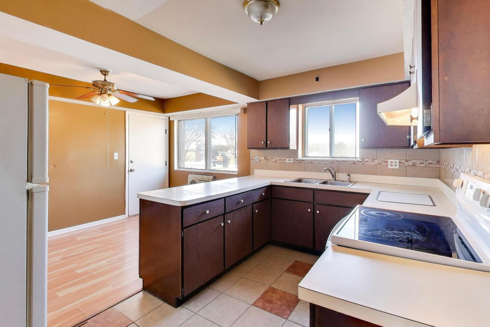 306 Chicago Avenue #3N, Oak Park, IL 60302