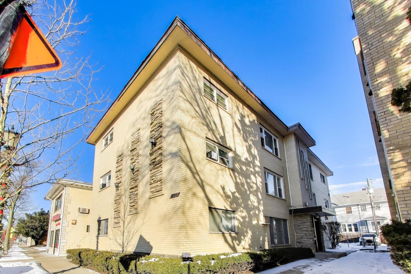 306 Chicago Avenue #3N, Oak Park, IL 60302