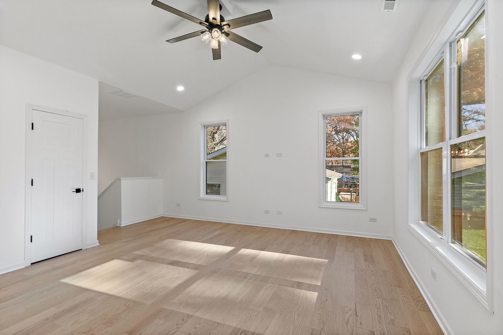 8611 Dorr Road, Wonder Lake, IL 60097