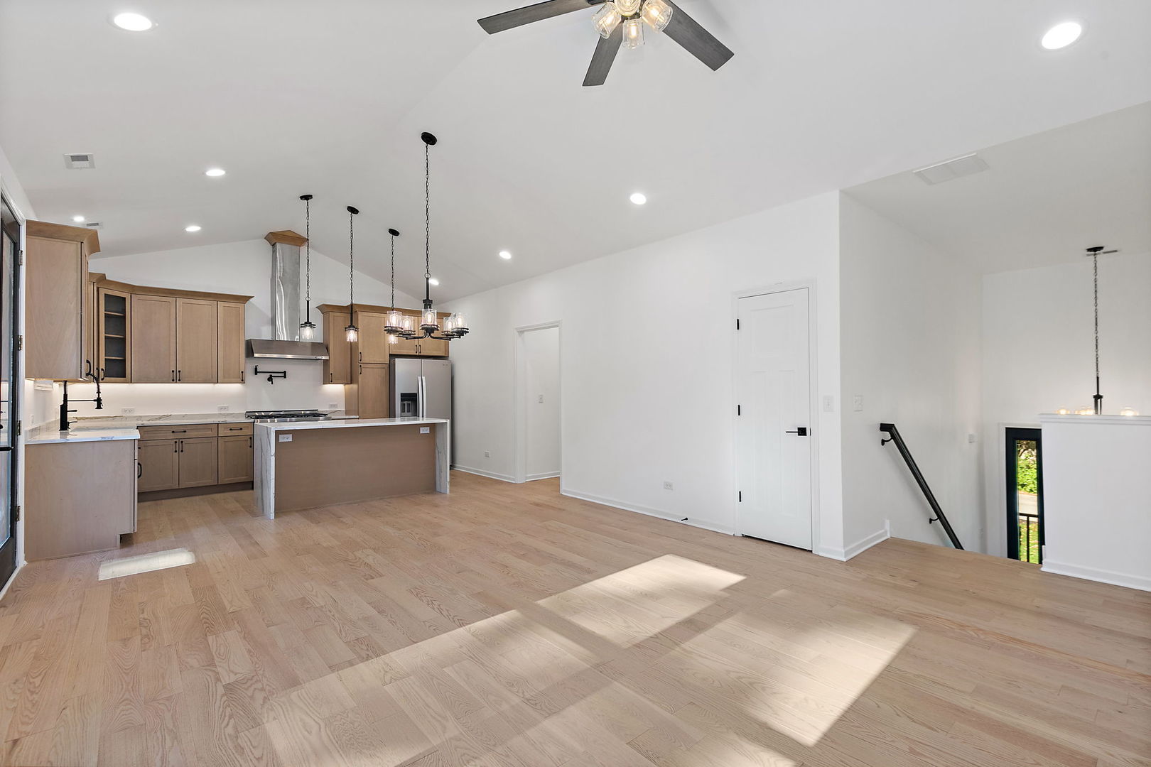 8611 Dorr Road, Wonder Lake, IL 60097